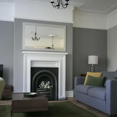 Harlow 2, Deluxe 2 Bedroom 아파트