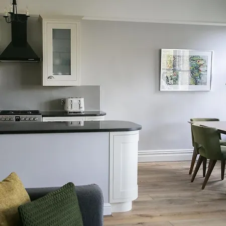 Harlow 2, Deluxe 2 Bedroom 아파트 해러게이트