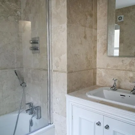 Harlow 2, Deluxe 2 Bedroom Harrogate
